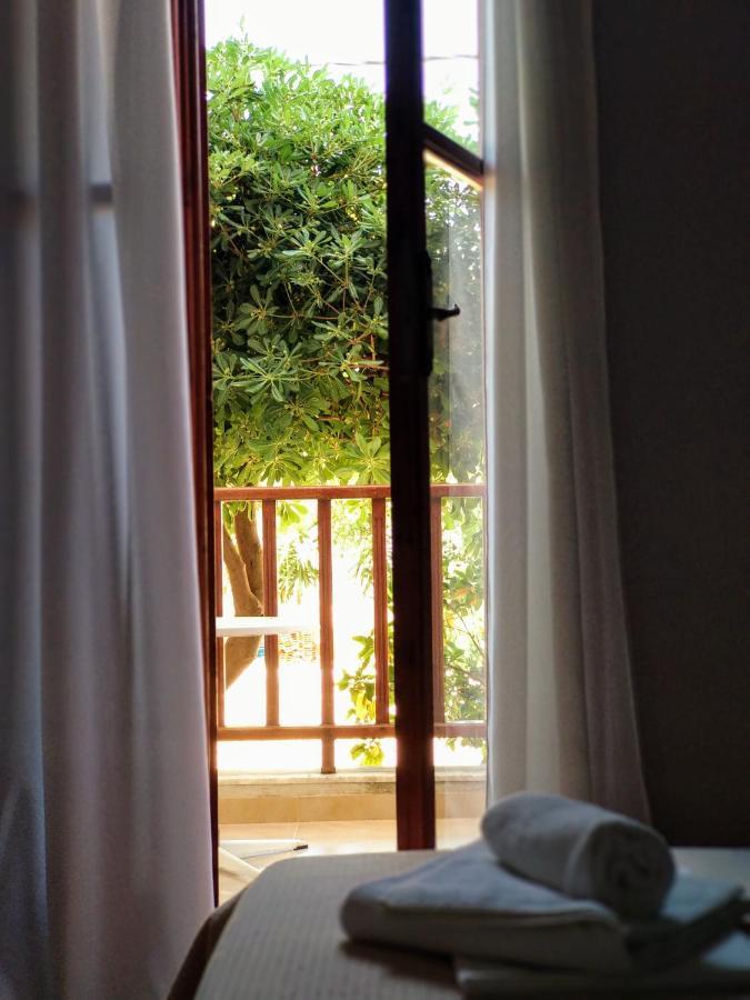 Ilaira Apart otel Skála Eresoú Dış mekan fotoğraf